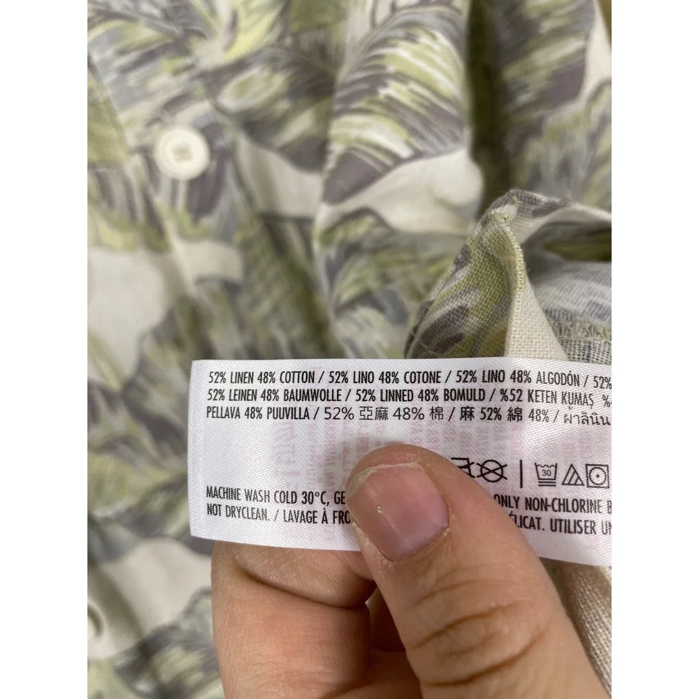 Disney Spirit Jersey Button Down Linen Palm Leaf Men Small Tropical Est 1971